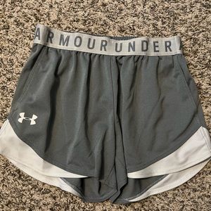 XS Under Armour Running Shorts